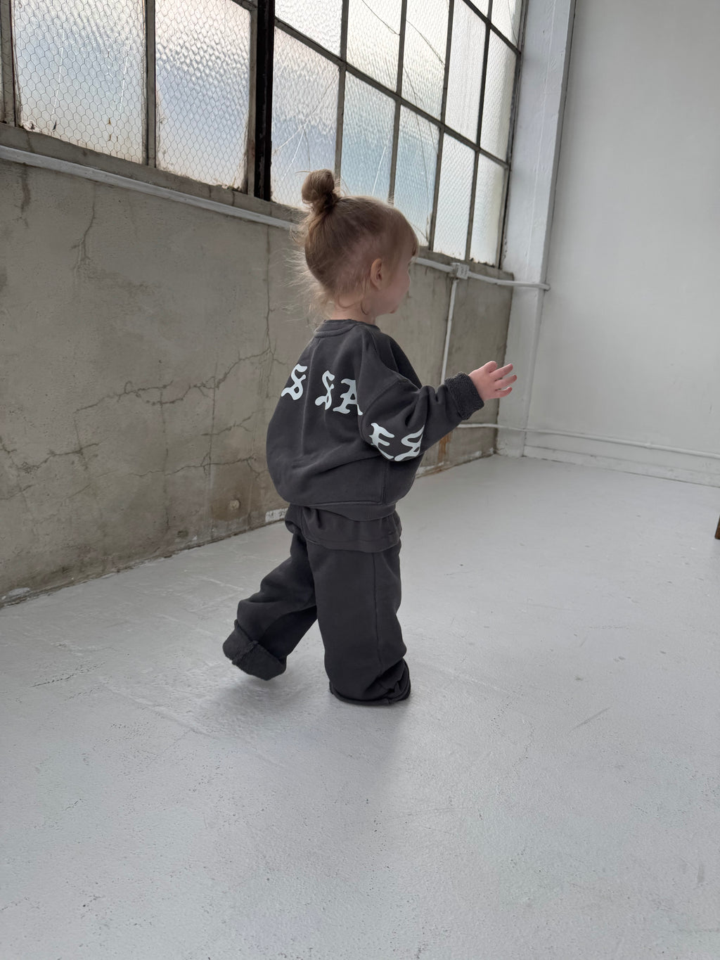 Essential Straight Leg Sweatpant